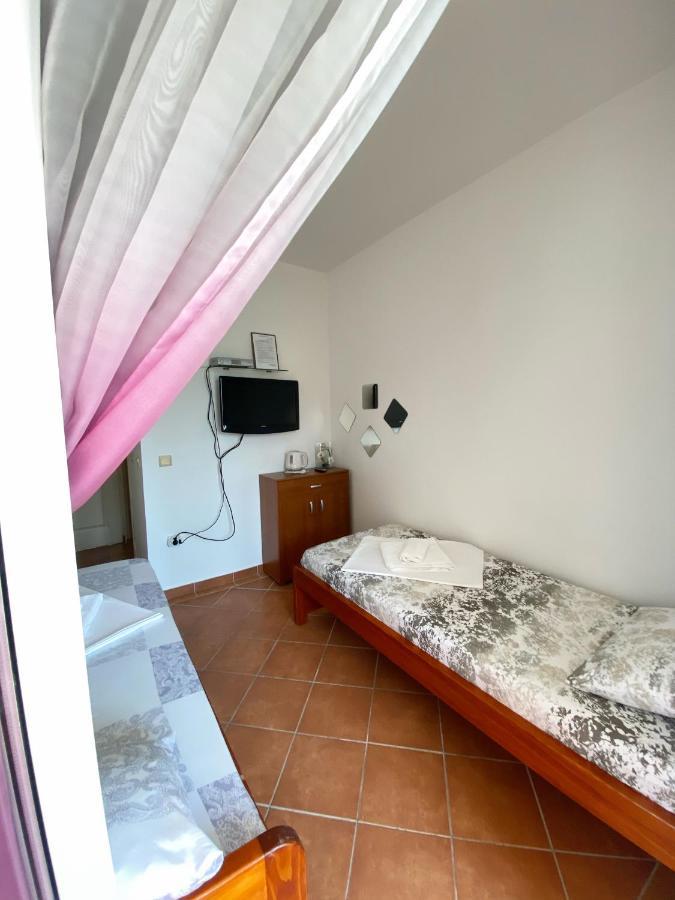 Guest House Villa Natali Будва Екстериор снимка