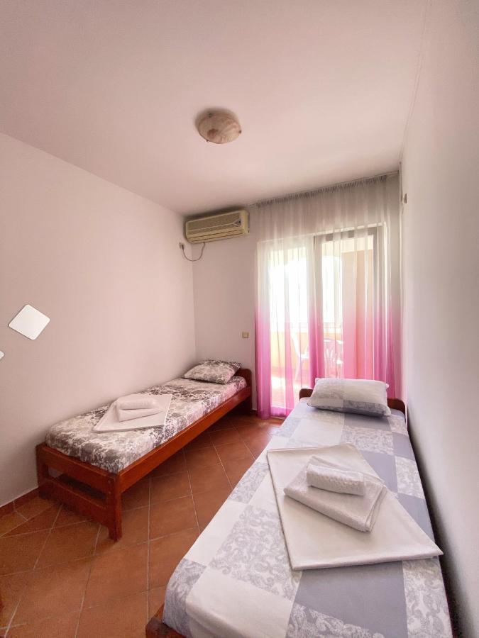 Guest House Villa Natali Будва Екстериор снимка